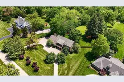 11 Denny Lane, Huntleigh, MO 63131 - Photo 1