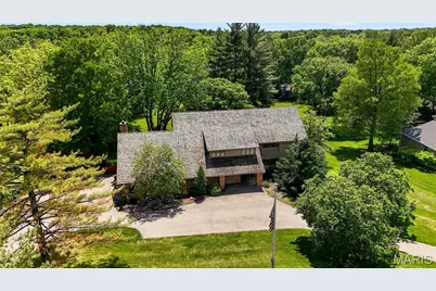 11 Denny Lane, Huntleigh, MO 63131 - Photo 2