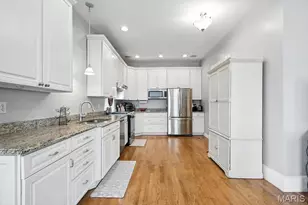 3434 Greenwood Blvd, Maplewood, MO 63143 - Photo 12