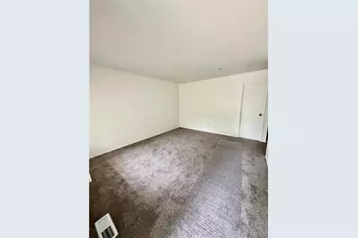 10619 Foxlair Drive, Saint Louis, MO 63137 - Photo 2