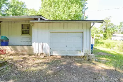 122 Coburg Drive, Saint Louis, MO 63137 - Photo 2
