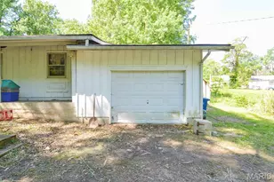 122 Coburg Dr, Saint Louis, MO 63137 - Photo 2