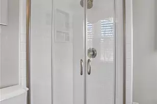 15489 Long Castle Forest Ct, Chesterfield, MO 63017 - Photo 24