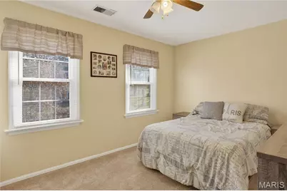 15489 Long Castle Forest Court, Chesterfield, MO 63017 - Photo 26