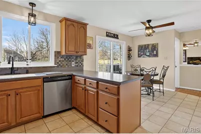 15489 Long Castle Forest Court, Chesterfield, MO 63017 - Photo 16