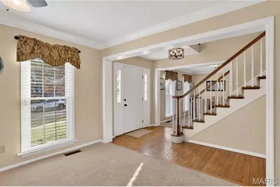 15489 Long Castle Forest Court, Chesterfield, MO 63017 - Photo 4