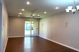 1989 Hunting Lake Ct, Saint Louis, MO 63122 - Photo 2
