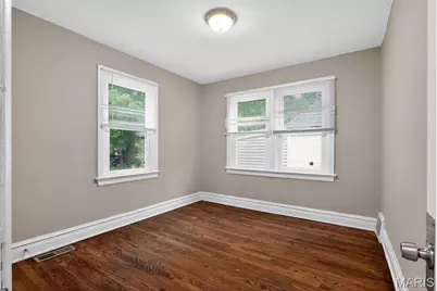 21 Robert Avenue, Saint Louis, MO 63135 - Photo 16