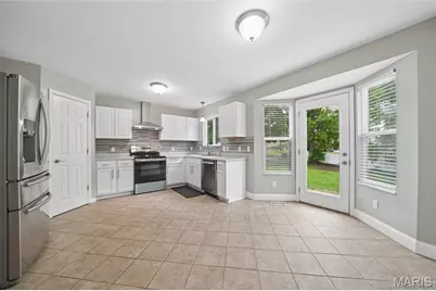 28 Fawn Oaks Drive, O'Fallon, MO 63366 - Photo 10