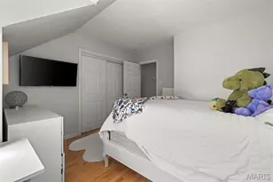 10 Chaminade Dr, Saint Louis, MO 63141 - Photo 22
