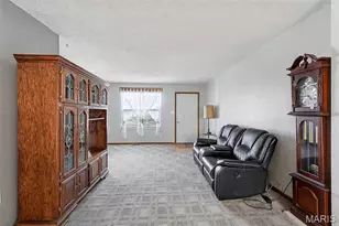 887 Woodridge Dr, Arnold, MO 63010 - Photo 2