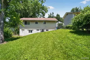 262 Coburg Dr, Saint Louis, MO 63137 - Photo 4