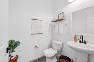 2023 Preston Woods Pkwy, Lake Saint Louis, MO 63367 - Photo 14