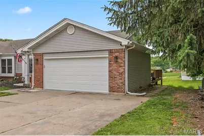 2411 Muegge Road, Saint Charles, MO 63303 - Photo 2