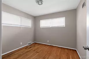 10120 Jett Dr, Saint Louis, MO 63136 - Photo 10