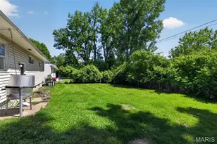 10120 Jett Dr, Saint Louis, MO 63136 - Photo 8
