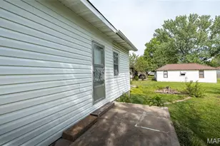 607 W Third St, New Melle, MO 65013 - Photo 22