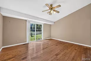 12226 Autumn Dale Ct, Maryland Heights, MO 63043 - Photo 26
