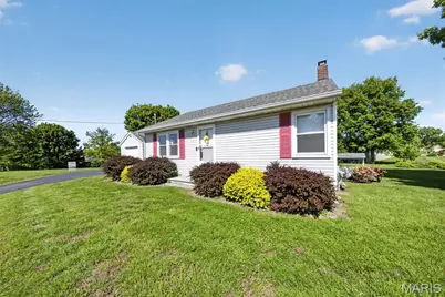 3909 Shackelford Road, Florissant, MO 63034 - Photo 4