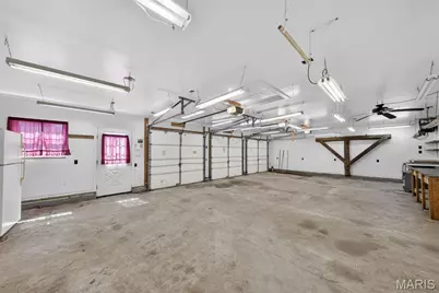 3909 Shackelford Road, Florissant, MO 63034 - Photo 42