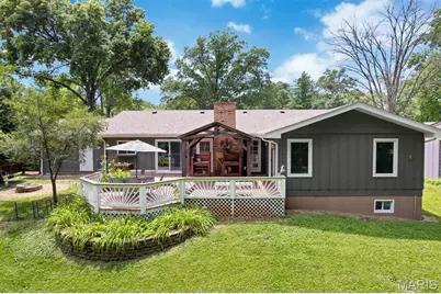 806 Hollyridge Drive, Ballwin, MO 63011 - Photo 40