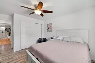 806 Hollyridge Dr, Ballwin, MO 63011 - Photo 28