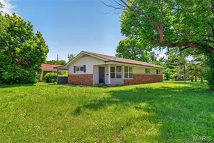 2314 Collett Dr, Saint Louis, MO 63136 - Photo 2