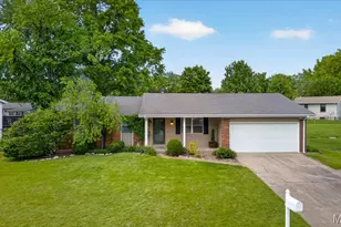 4 Glenview Dr, Saint Charles, MO 63304 - Photo 28