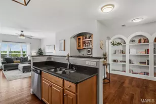 1251 Strassner Dr, Brentwood, MO 63144 - Photo 14