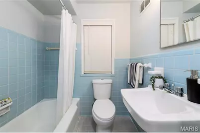 18 Country Aire Drive, Saint Louis, MO 63131 - Photo 26