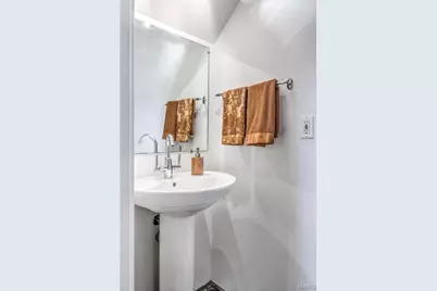2401 S 12th Street #206, Saint Louis, MO 63104 - Photo 8