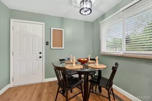 303 Ranch Dr, Manchester, MO 63011 - Photo 10