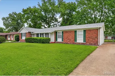 2940 Devonshire Drive, Florissant, MO 63033 - Photo 4