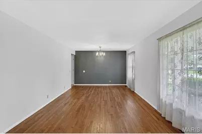 2940 Devonshire Drive, Florissant, MO 63033 - Photo 12