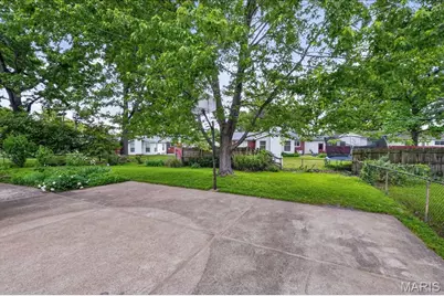 2940 Devonshire Drive, Florissant, MO 63033 - Photo 44