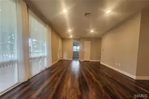 1539 Papillon Dr, Creve Coeur, MO 63146 - Photo 10