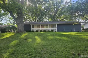 1539 Papillon Dr, Creve Coeur, MO 63146 - Photo 4