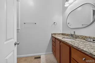 3434 Humphrey St, Saint Louis, MO 63118 - Photo 18