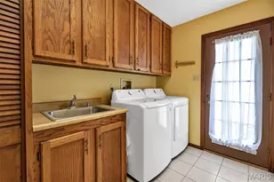 2359 Fairoyal Dr, Saint Louis, MO 63131 - Photo 22