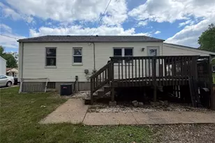 1235 St Florence Dr, Florissant, MO 63031 - Photo 2