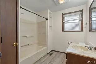 600 Locust St, Washington, MO 63090 - Photo 14