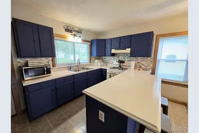 304 E Quincy Street, Lewistown, MO 63452 - Photo 8