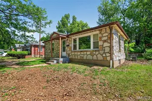 1924 Alert Dr, Saint Louis, MO 63114 - Photo 2