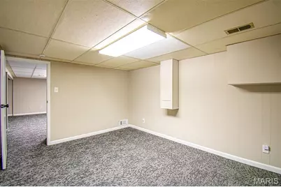 2087 Chambers Road, Saint Louis, MO 63136 - Photo 52