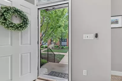 4163 McPherson Avenue, Saint Louis, MO 63108 - Photo 4