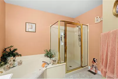 4576 Kerth Forest Drive, Mehlville, MO 63128 - Photo 20