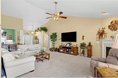4576 Kerth Forest Drive, Mehlville, MO 63128 - Photo 12