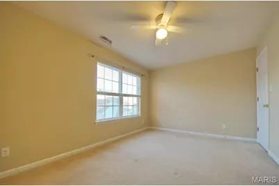208 Waterside Crossing Ct, Saint Peters, MO 63376 - Photo 10