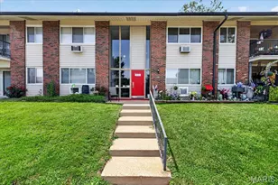 9929 Bunker Hill Dr, Saint Louis, MO 63123 - Photo 4