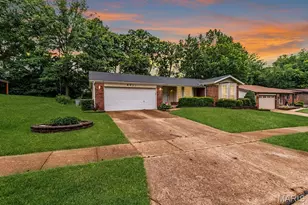 4477 Roadside Ln, Saint Louis, MO 63128 - Photo 34